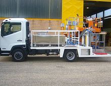 Self-propelled potable water truck VAS 747with lift platformwith flow meterfor airport
