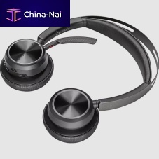 General aviation headset VOYAGER FOCUS 2for passengerscorded