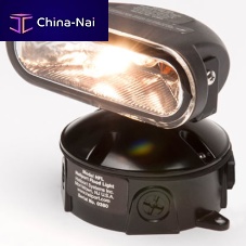 Halogen floodlight for airport