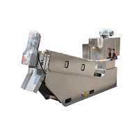Sludge dewatering dewatering press