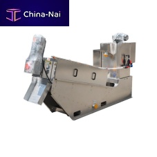 Sludge dewatering dewatering press