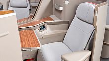 Aircraft cabin seat Diamond®business classwith armrestswith table