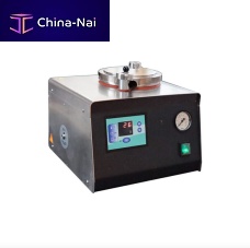 Dental laboratory polymerizer