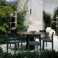 Contemporary chair LISAindoorwoodenwooden base