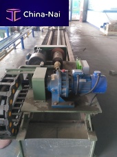Water cleaning machine for pipe