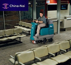 Airport scrubber-dryer R14ride-onbattery-powered