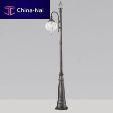 Urban lamp post GOCCIAgardentraditionalmetal