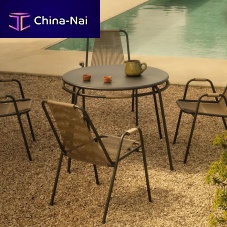 Contemporary dining table Cocoironropeiron base