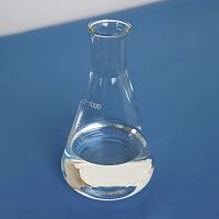 Runway de-icing product UNISALT PF®fluid