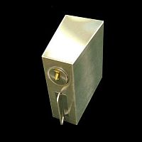 Water tank rigidfor aircraft cabinon-board