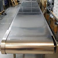 Smooth conveyor belt stainless steelsmoothtoothed