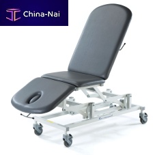 Electric examination table Sterlingheight-adjustableon casters3 sections
