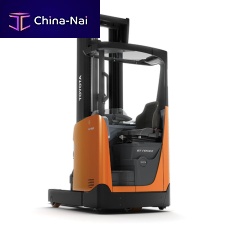 Electric reach truck RRE140HNside-facing seatednarrow-aislehigh-performance