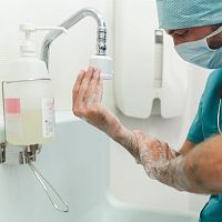 1-station surgical sink gelcoatpolyesterknee-operated