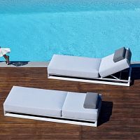 Contemporary sun lounger NUBESTextilene®synthetic leatheraluminum
