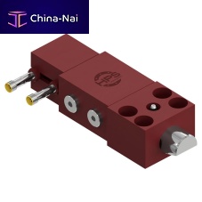 Hydraulic cylinder wedge clamp double-acting