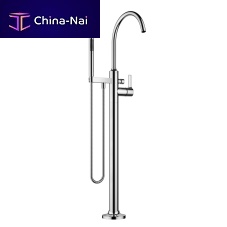 Bathtub mixer tap VAIAfloor-mountedchromed metalbathroom
