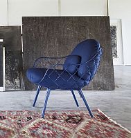Contemporary armchair Piafabricpowder-coated steelwire
