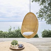Contemporary hanging chair Hanging Eggoutdoorrattanwicker