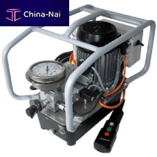 Electrically-powered hydraulic power pack HY bolt tensioner