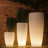 Polyethylene plant pot CHIARAroundilluminated