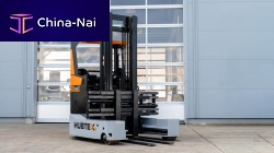 Electric reach truck NexX 30ride-onhandlingtransport