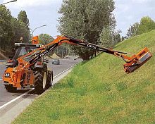 Tractor-mounted mower ROYAL seriesfor runway