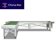 Small part conveyor system