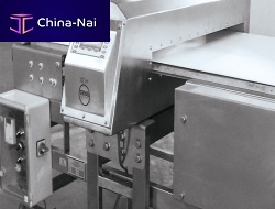 Pneumatic conveyor automaticfor the food industrywith defective part removal