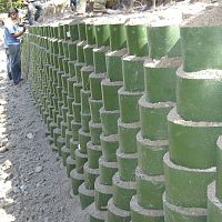 Concrete retaining wall ENVIROGRIDmodularprefabroad