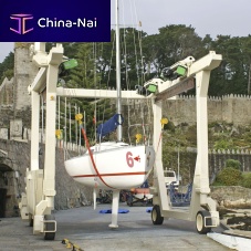 Four-wheel drive travel lift P SERIES