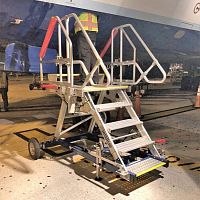 Maintenance stepladder 812.125.05fuelingfor helicopterfor airplane