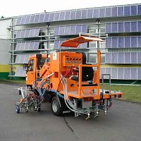 Self-propelled paint striping machine GP 600for paintfor runway