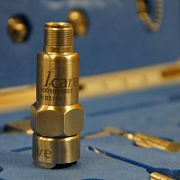 Triaxial accelerometer IC-100vibratingwaterproofATEX