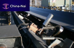 Steel cord conveyor belt rubbercoatedfor the chemical industry