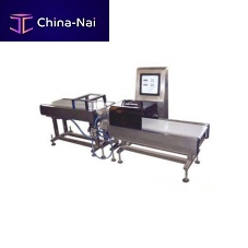 Tunnel type metal detector packaging machinewith conveyor