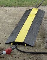 Floor-mounted cable protector 601724 series