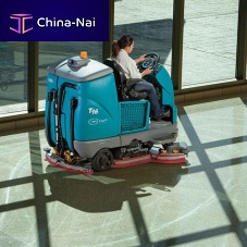 Airport scrubber-dryer T16ride-onbattery-powered