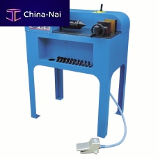 Compact assembly machine KM-160Cflexible