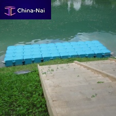 Floating dock mooringfor marinasplastic