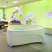 Free-standing birth pool FJORDBLINK®variable height