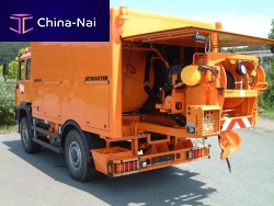 High-pressure cleaner with combustion engine JETMASTERtruck-mounted