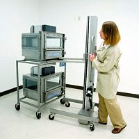 Veterinary isolation cage Ferretcontainmentmodular