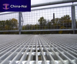 Stainless steel walkway ADAaluminumbeam