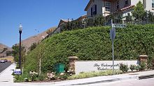 Concrete retaining wall RESIDENTIAL DEVELOPMENTSmodularprefab