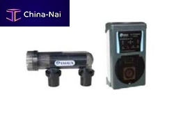 Swimming pool salt chlorinator