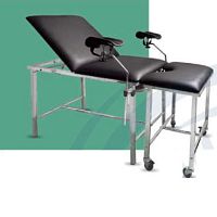 Delivery table on casters D-F-05 with footrest