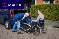 Minivan wheelchair accessible vehicle Citron Berlingogasrear-entry