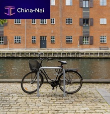 Floor-mounted bike rack EINDHOVENgalvanised steelcommercialfor public space