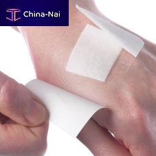 Polyurethane wound dressing DC661055